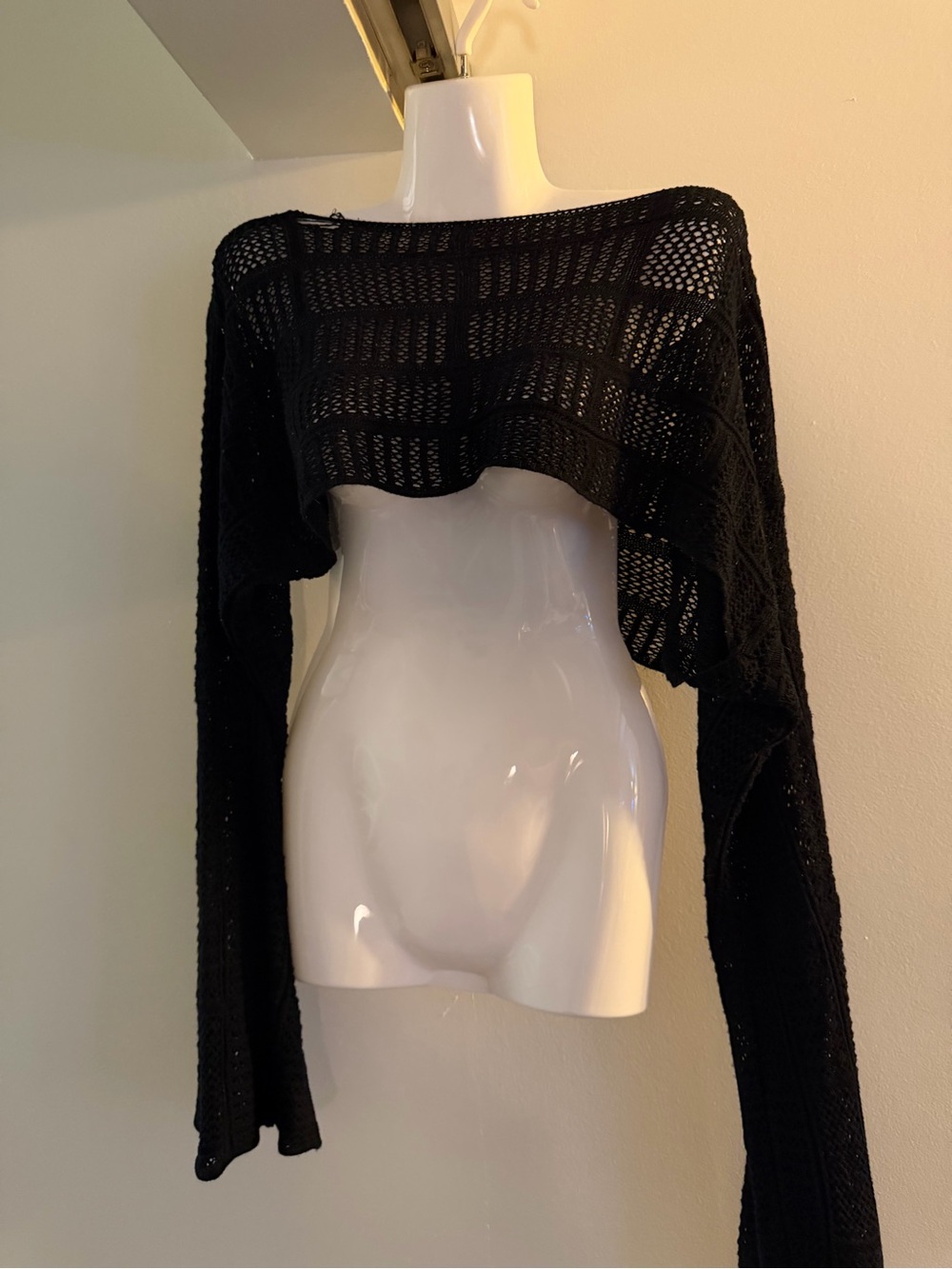 Black Open Knit Cropped Shrug Bolero Long Sleeve